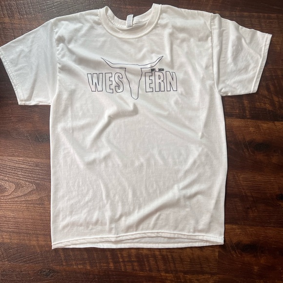 Jerzees Tops - Jerzees White Short-Sleeve Graphic Tee with Longhorn WESTERN Print